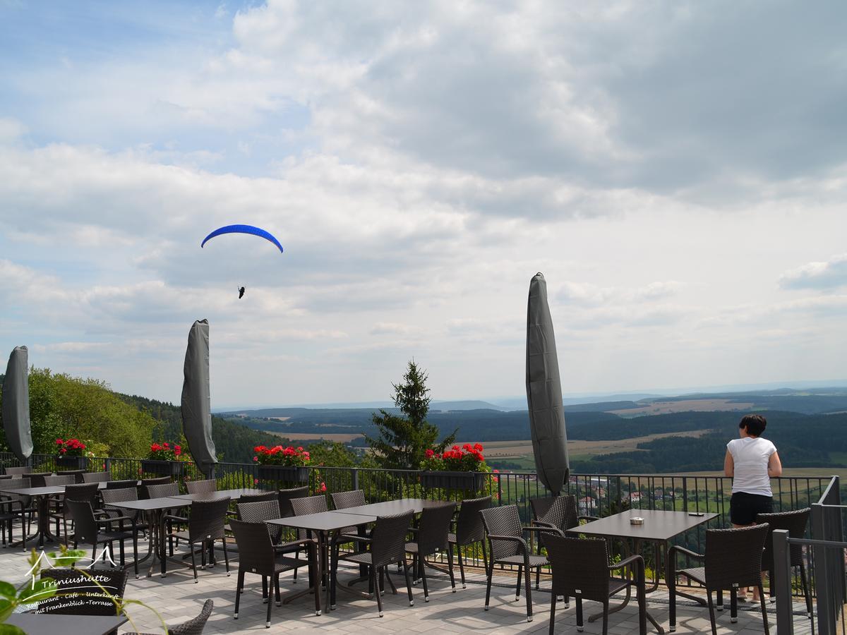 Die Triniushuette "Thueringens Schoenste Aussicht" Rauenstein Buitenkant foto