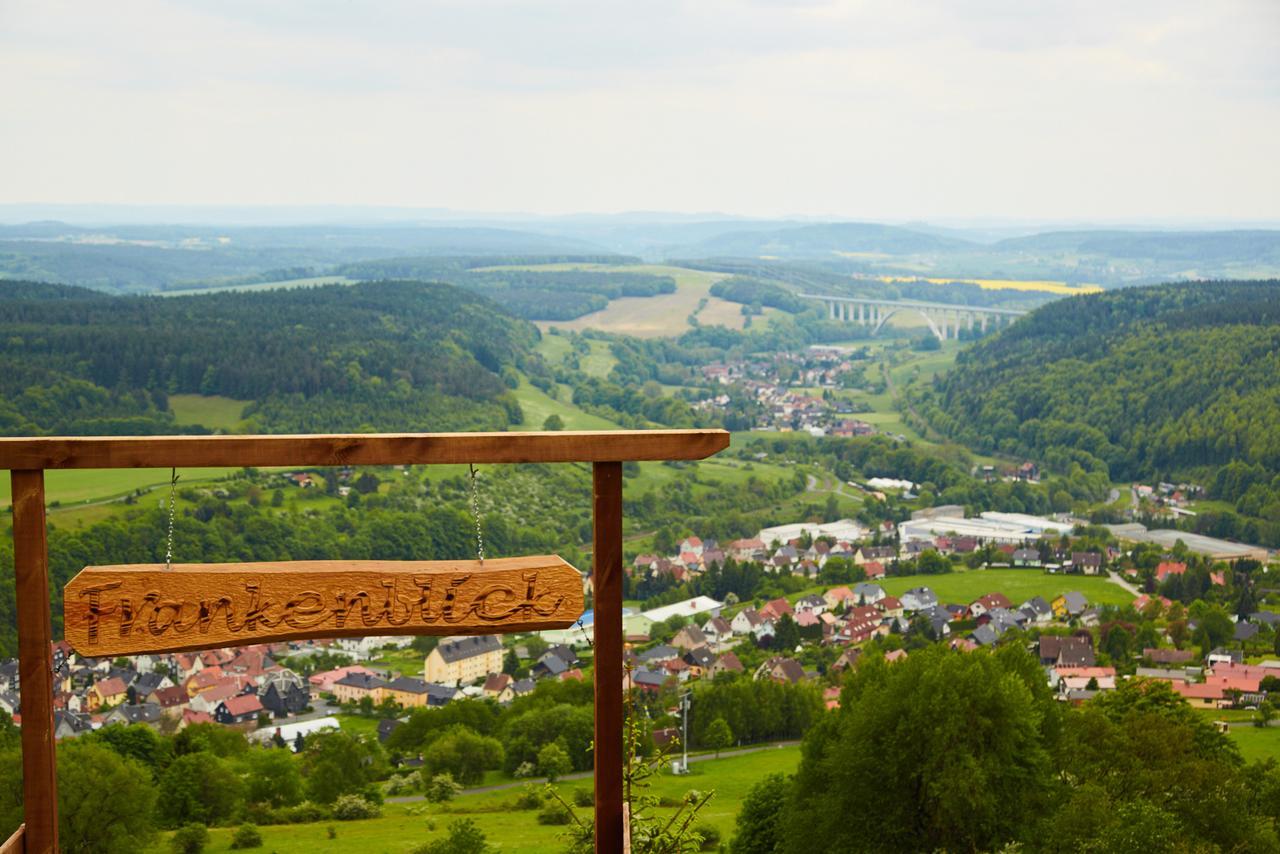 Die Triniushuette "Thueringens Schoenste Aussicht" Rauenstein Buitenkant foto